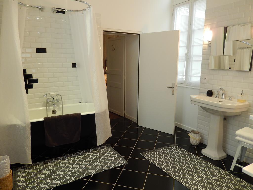 Maison Bossoreil Bed & Breakfast Angers Dış mekan fotoğraf